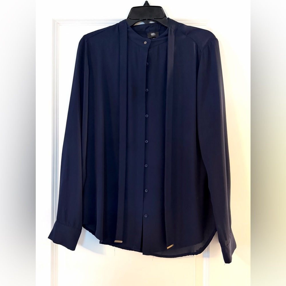 Elegant Navy Blue Women's Blouse